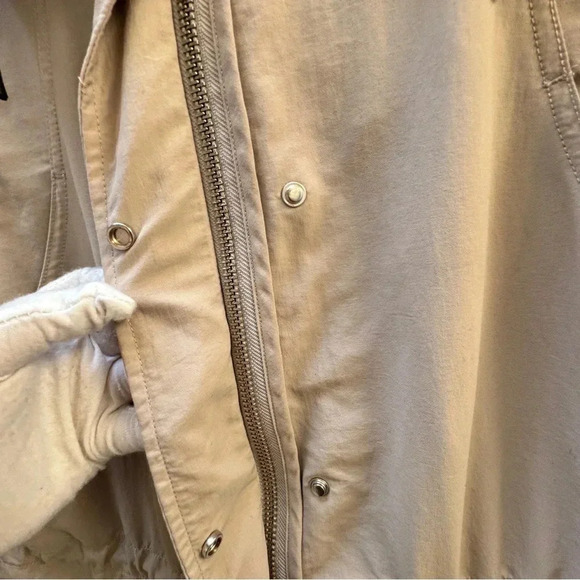 Alpha Tauri || Long Line Trench Coat Performance in Cream Large - Picture 5 of 10